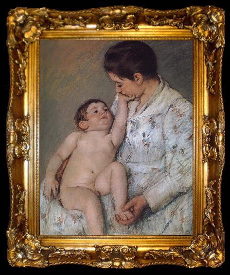 framed  Mary Cassatt Baby-s touching, ta009-2